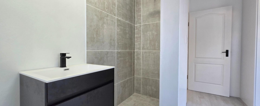 4 Bedroom Property for Sale in Franskraal Western Cape